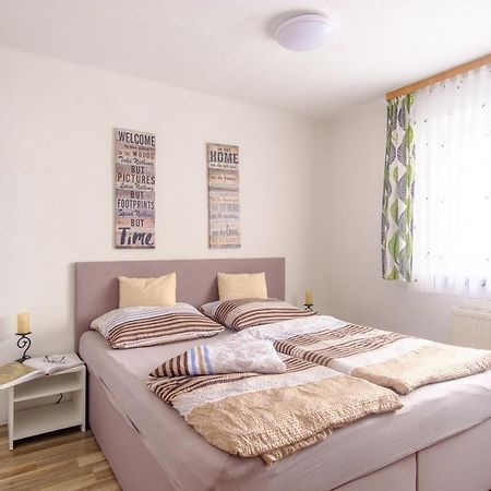 Ferienwohnung Agerblick 3 Zimmer Mit Kueche, 83M2 Lenzing 외부 사진